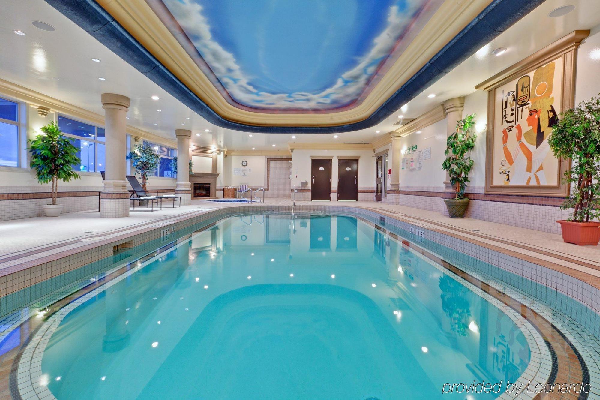 Hotel & By Ihg Grande Prairie